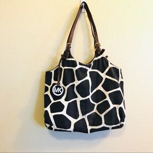 Michael Kors  safari Shoulder Bag Purse